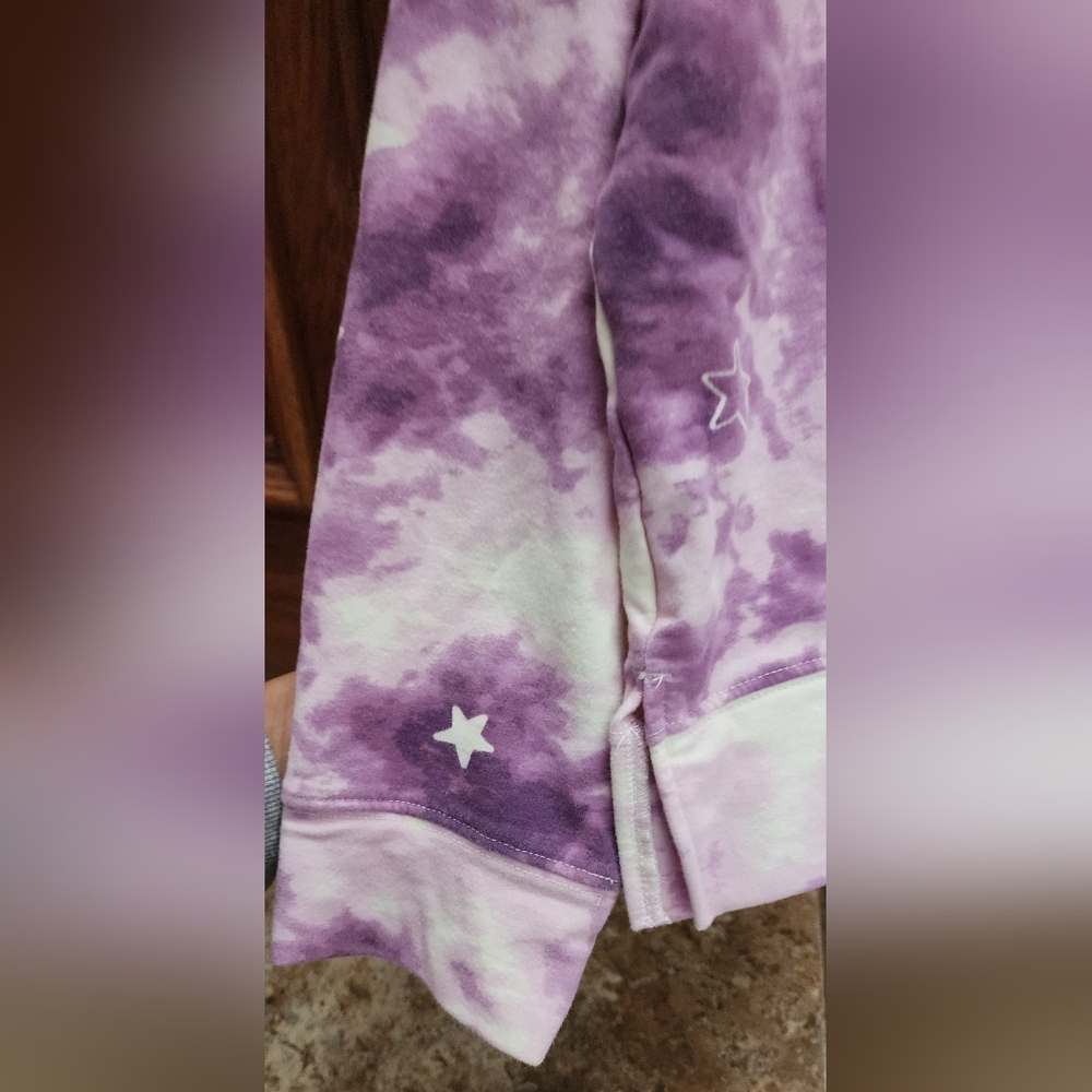 WildFox Tie Dye Women's Sweatshirt. - Picture 5 of 6